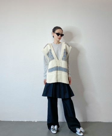 Oversized Pattern Knit Vest #241219